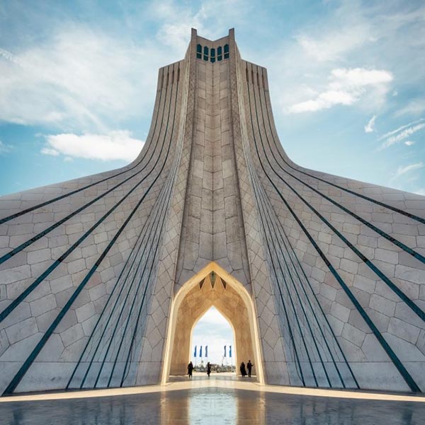 چگونه-بهترین-وکیل-را-در-منطقه-چهار-تهران-پیدا-کنیم؟